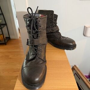 Dr. Martens Triumpth Black Leather Boots 13 47 never worn